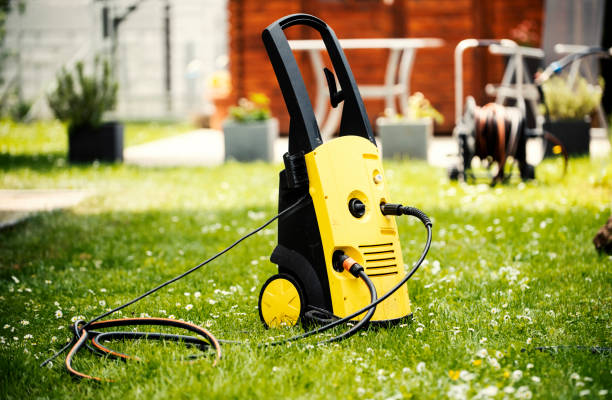 Best Animal Enclosure Cleaning  in Tara Hills, CA